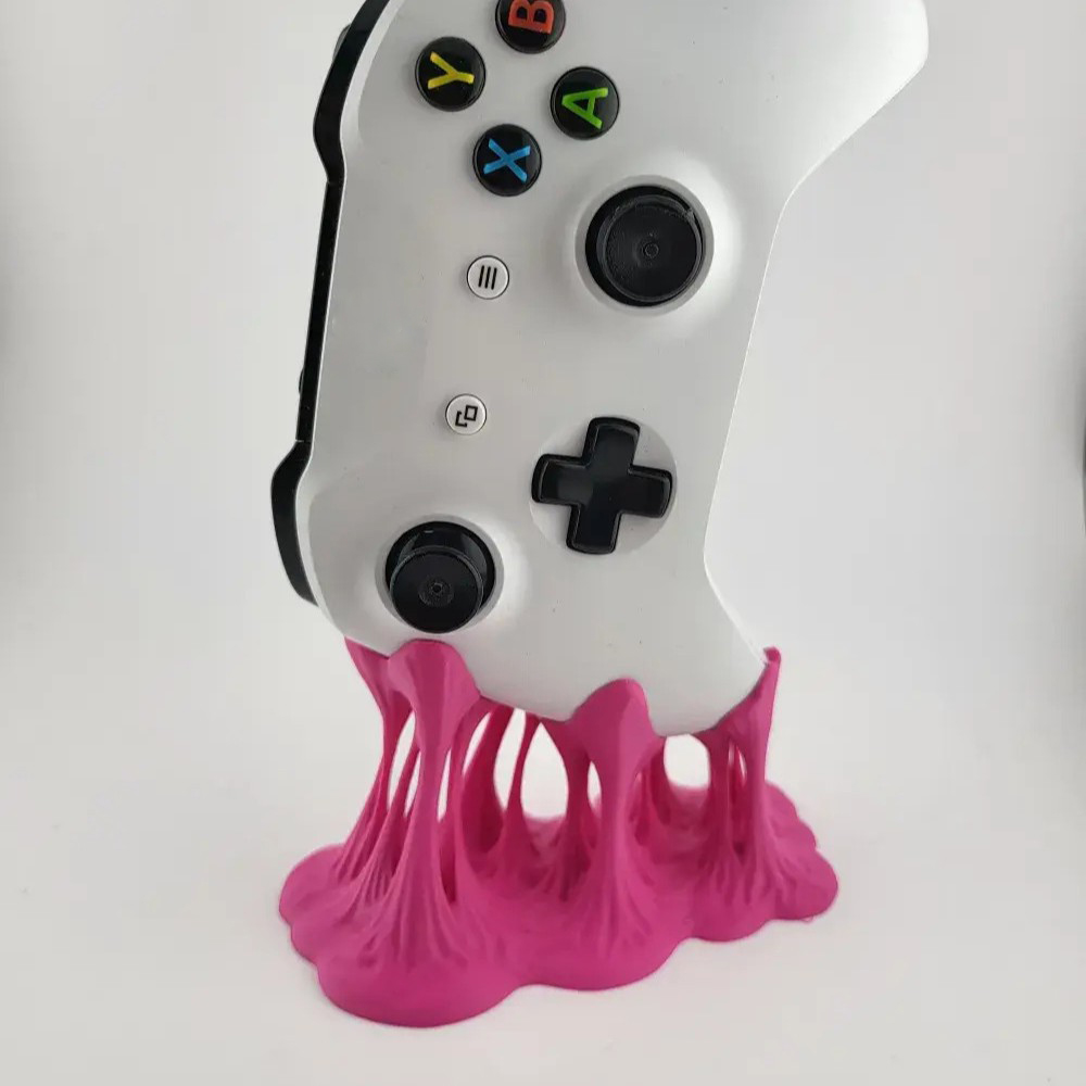 3D Printing Xbox Controller Holder - Organizer Desktop Bergaya Permen Karet Cetak